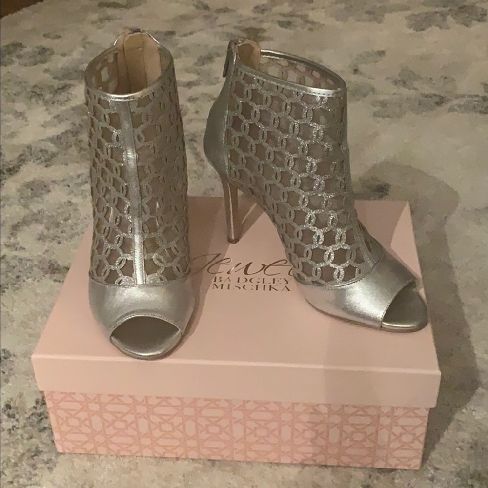 Badgley Mischka Booties